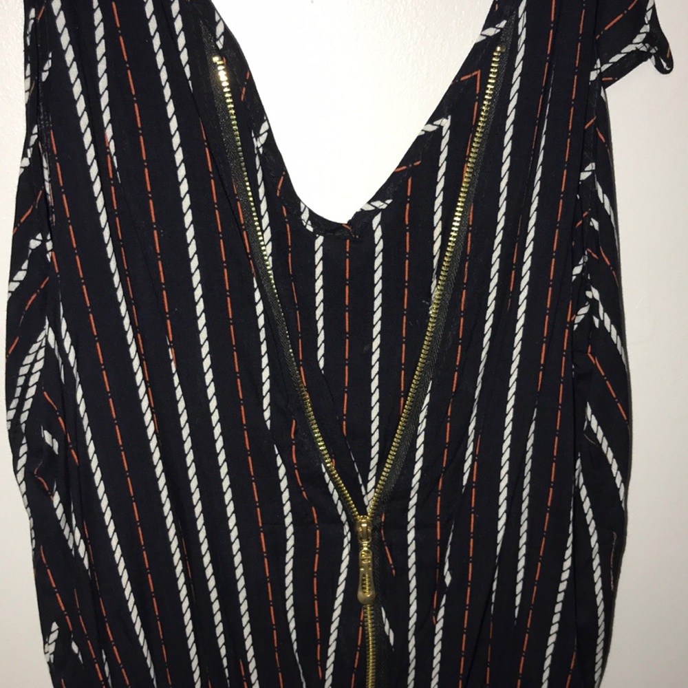 Romper - Picture 2 of 5